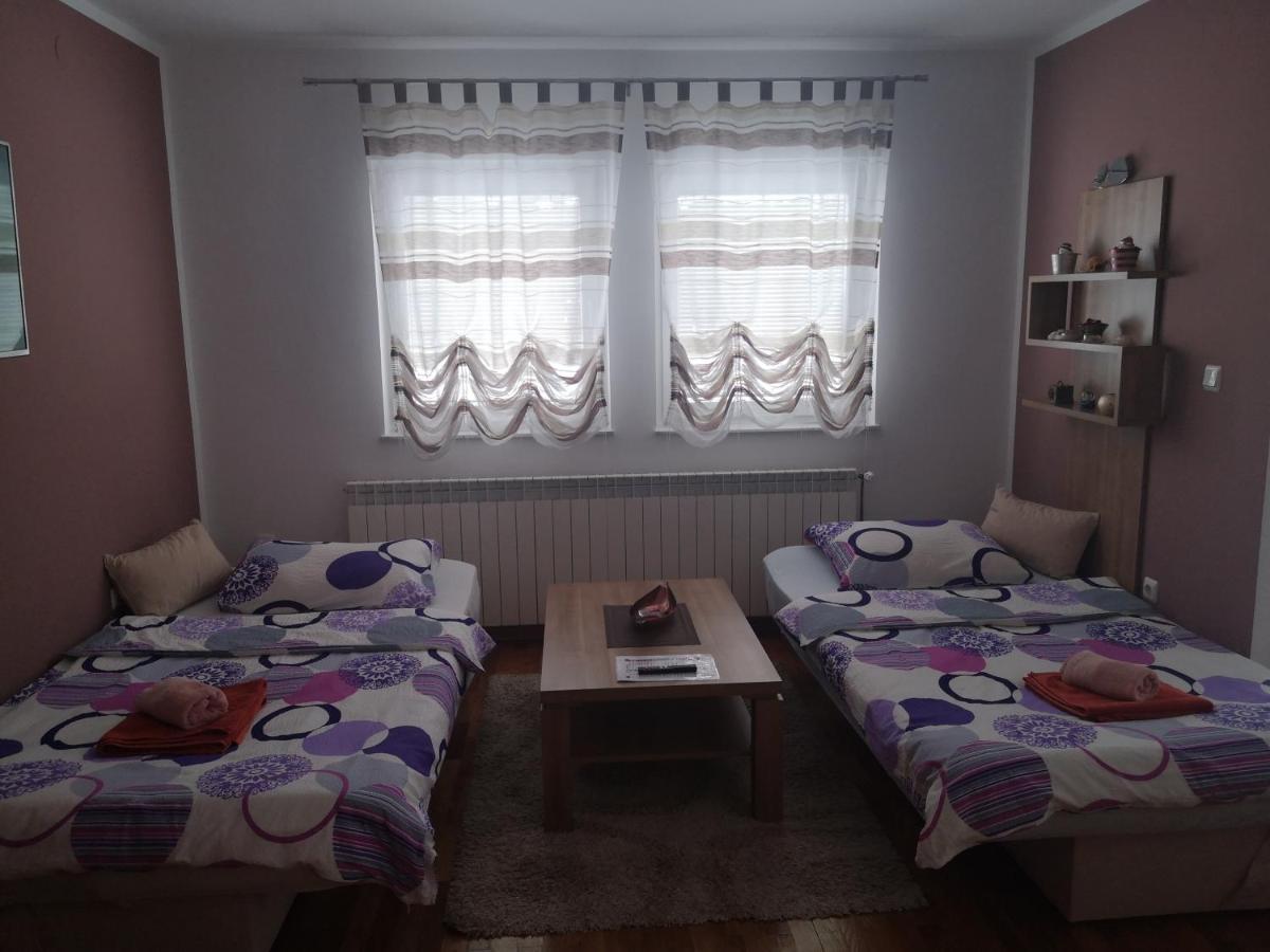 Apartment Igor - Holiday Home Ostarije Buitenkant foto