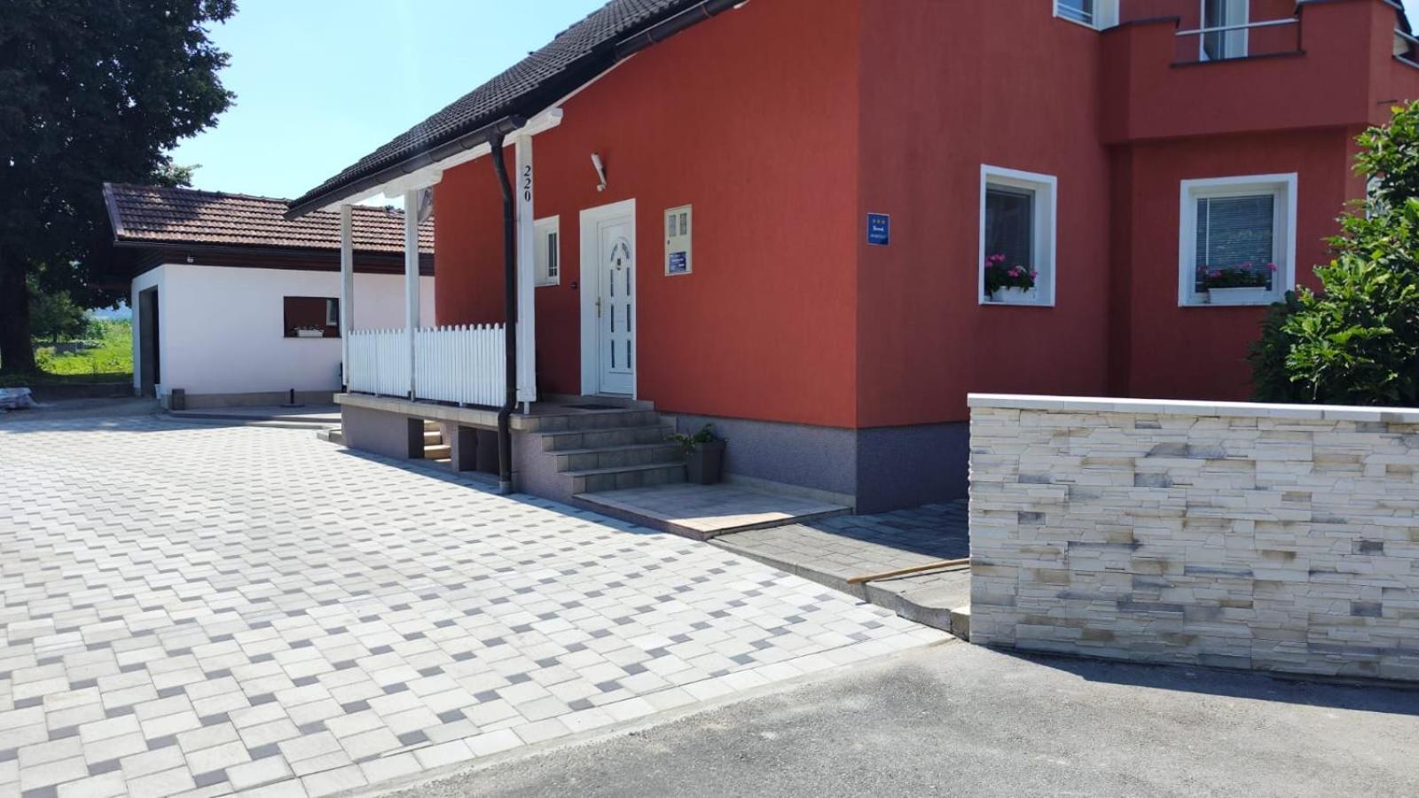 Apartment Igor - Holiday Home Ostarije Buitenkant foto