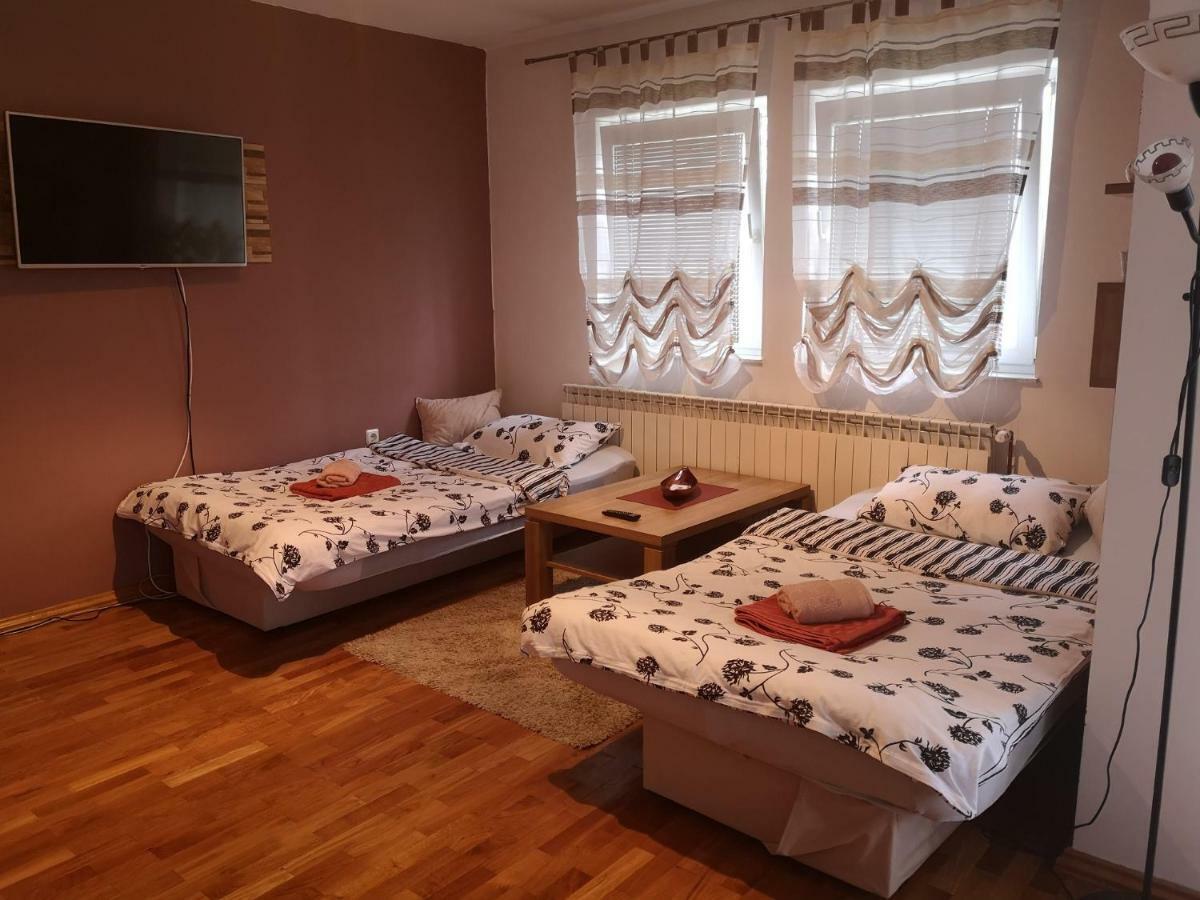 Apartment Igor - Holiday Home Ostarije Buitenkant foto